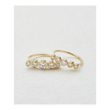 Fem på Stribe 🤍🎁
.
#diamantring #ring #guld #diamanter #gaventilhende